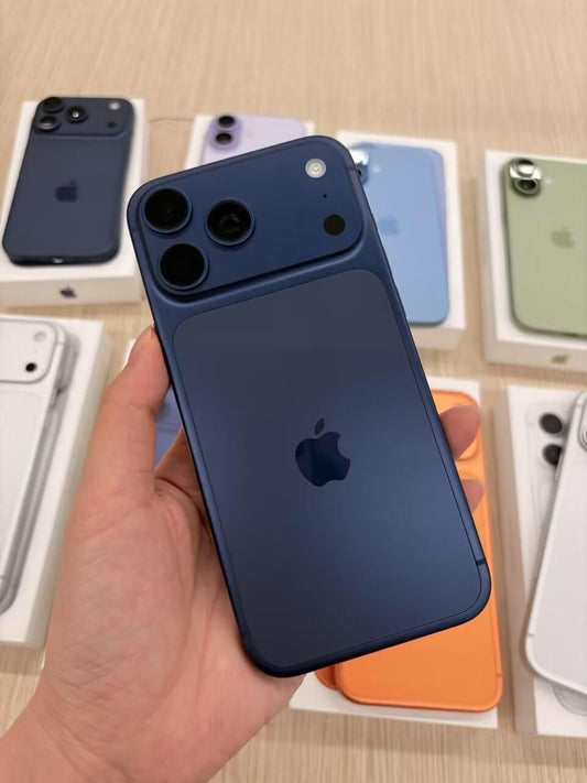 Iphone 17 pro max Blue titanium